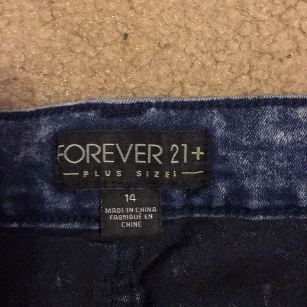 Plus Size Jeans - Picture 3 of 3
